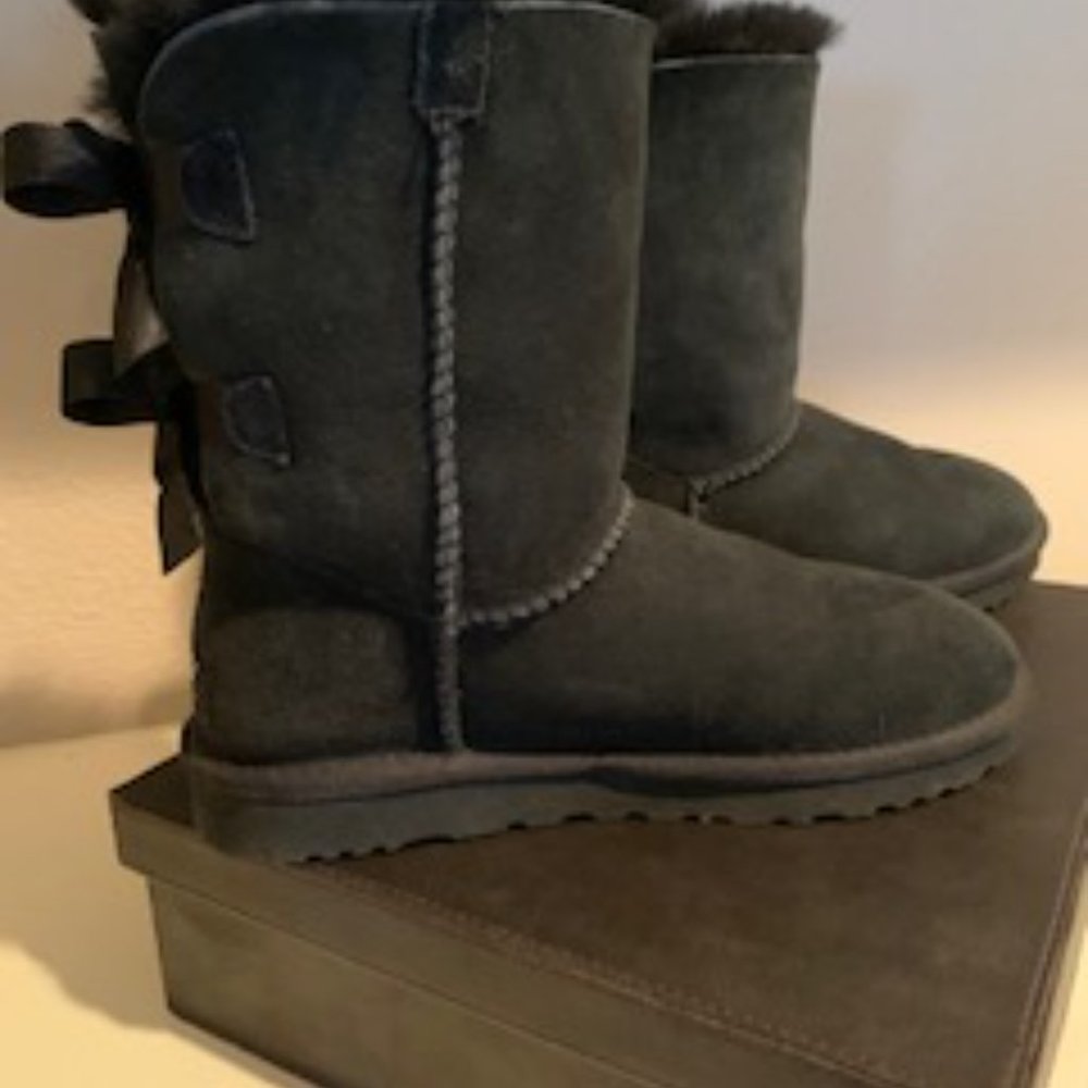 Ugg Ankle Boot - image 4
